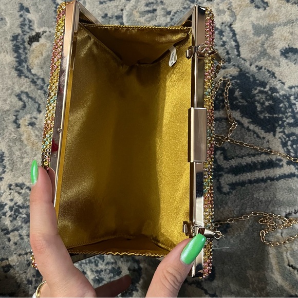 NWT Alessia Clutch - Picture 3 of 3